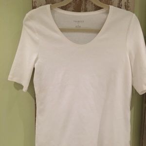 Medium Talbots white half sleeve t-shirt
